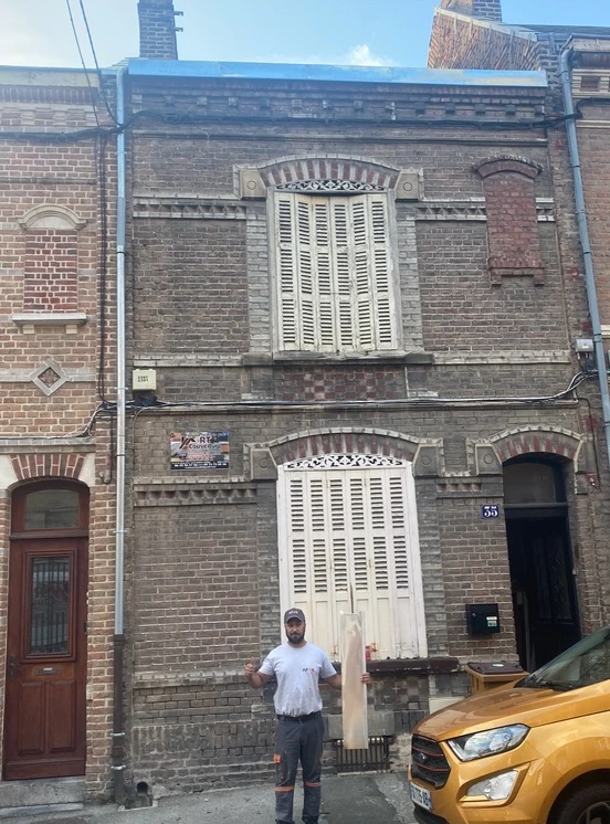 pose de gouttières 80