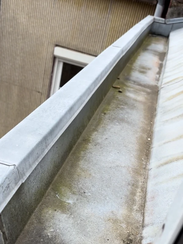 remplacement de chéneaux détériorés